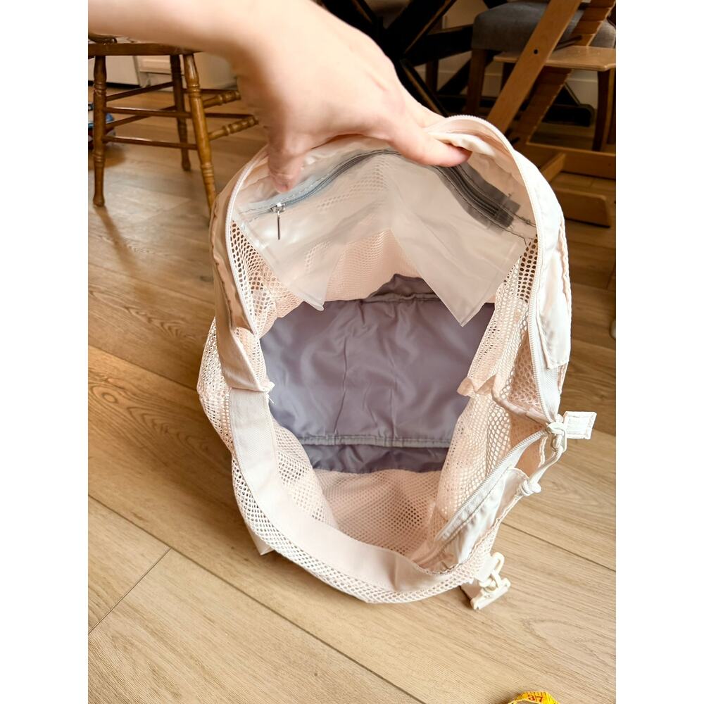 BAGSMART Weekender Duffel Travel Gym Bag in Cream NWT - Picture 4 of 9